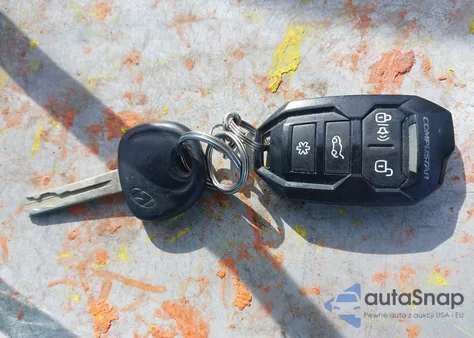 2012 Hyundai Tucson Limited z USA, uszkodzony, nr VIN KM8JU3AC7CU357235